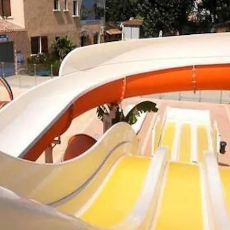 Super Mobile-home Hibiscus Climatise Top Confort Camping Fun 4* Holiday home Valras-Plage
